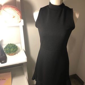 Caution To The Wind Dress -Black Midi